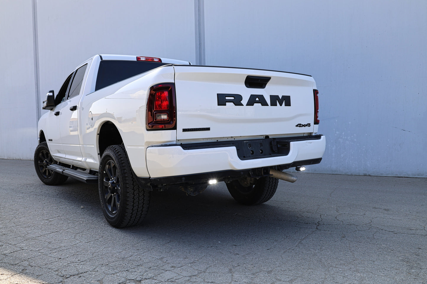 2025+ RAM 2500/3500 Reverse Light Kit