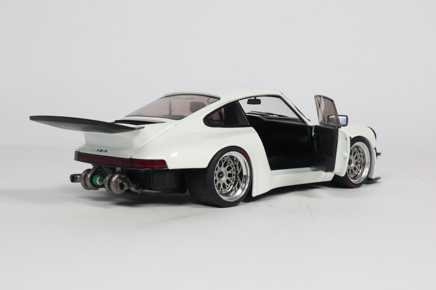 Solido 2026 Porsche 911 KS-R Khyzyl Saleem White 1:18