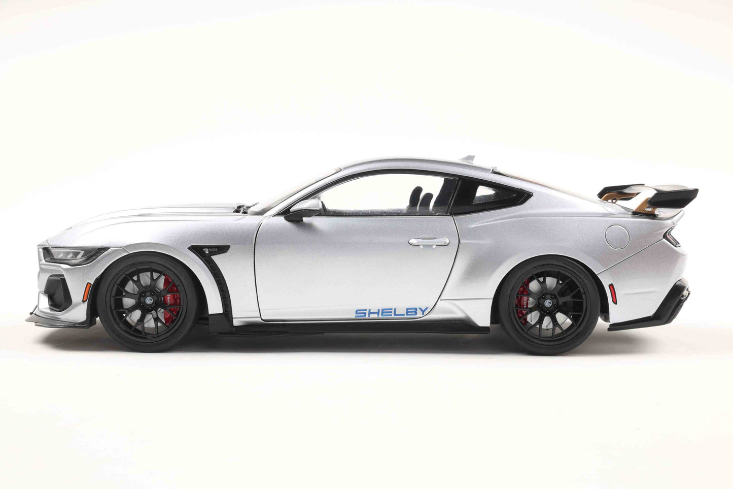 Solido 2025 Ford Shelby Mustang Super Snake Grey with Blue Stripes 1:18