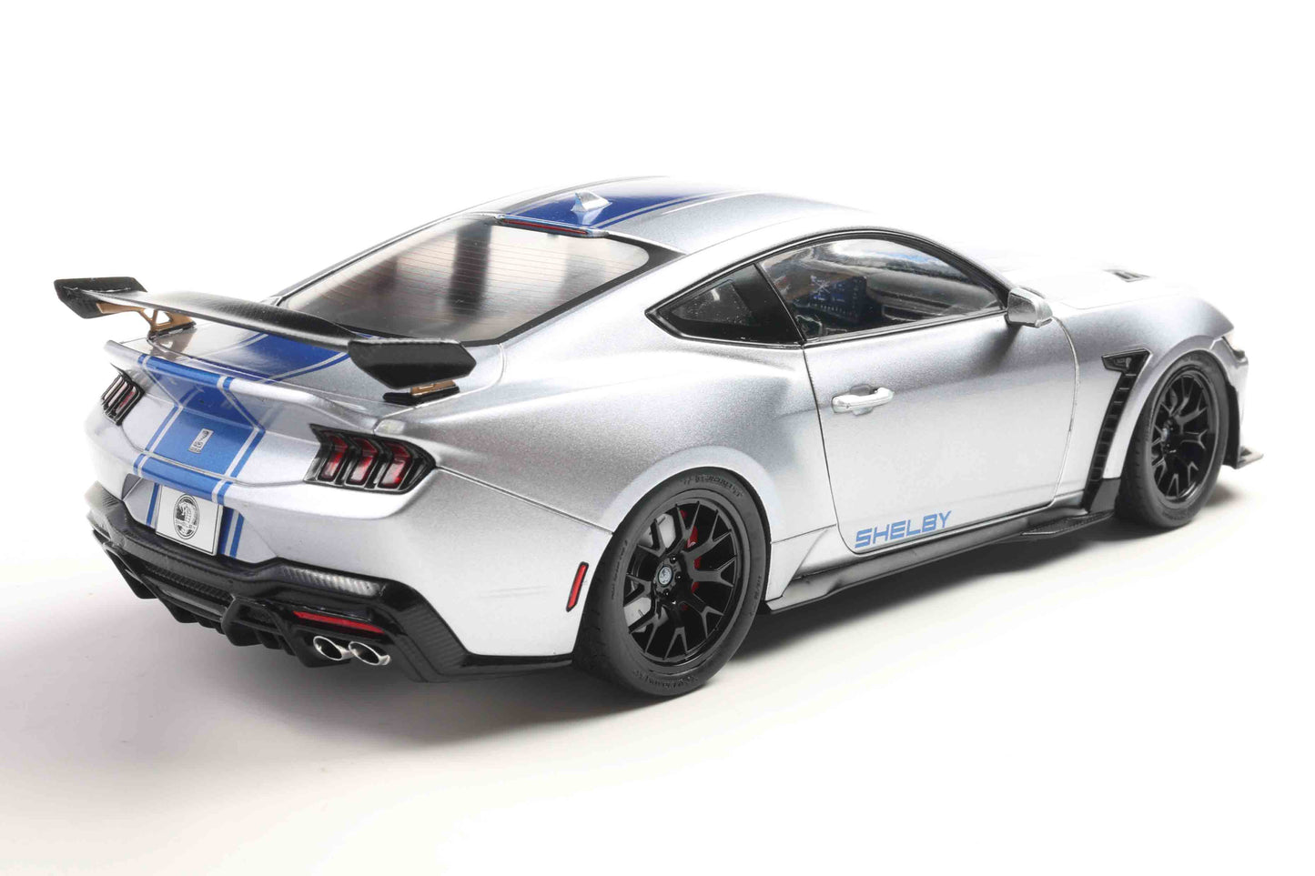 Solido 2025 Ford Shelby Mustang Super Snake Grey with Blue Stripes 1:18