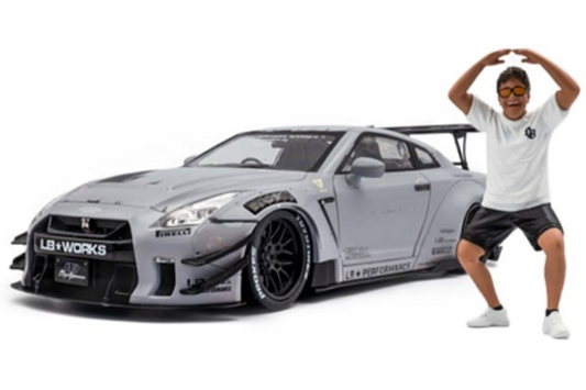 STM Diecast Solido Nissan GT-R (R35) W/ Liberty Walk Body Kit 2.0 Grey w/ Kato San Figure 1:18