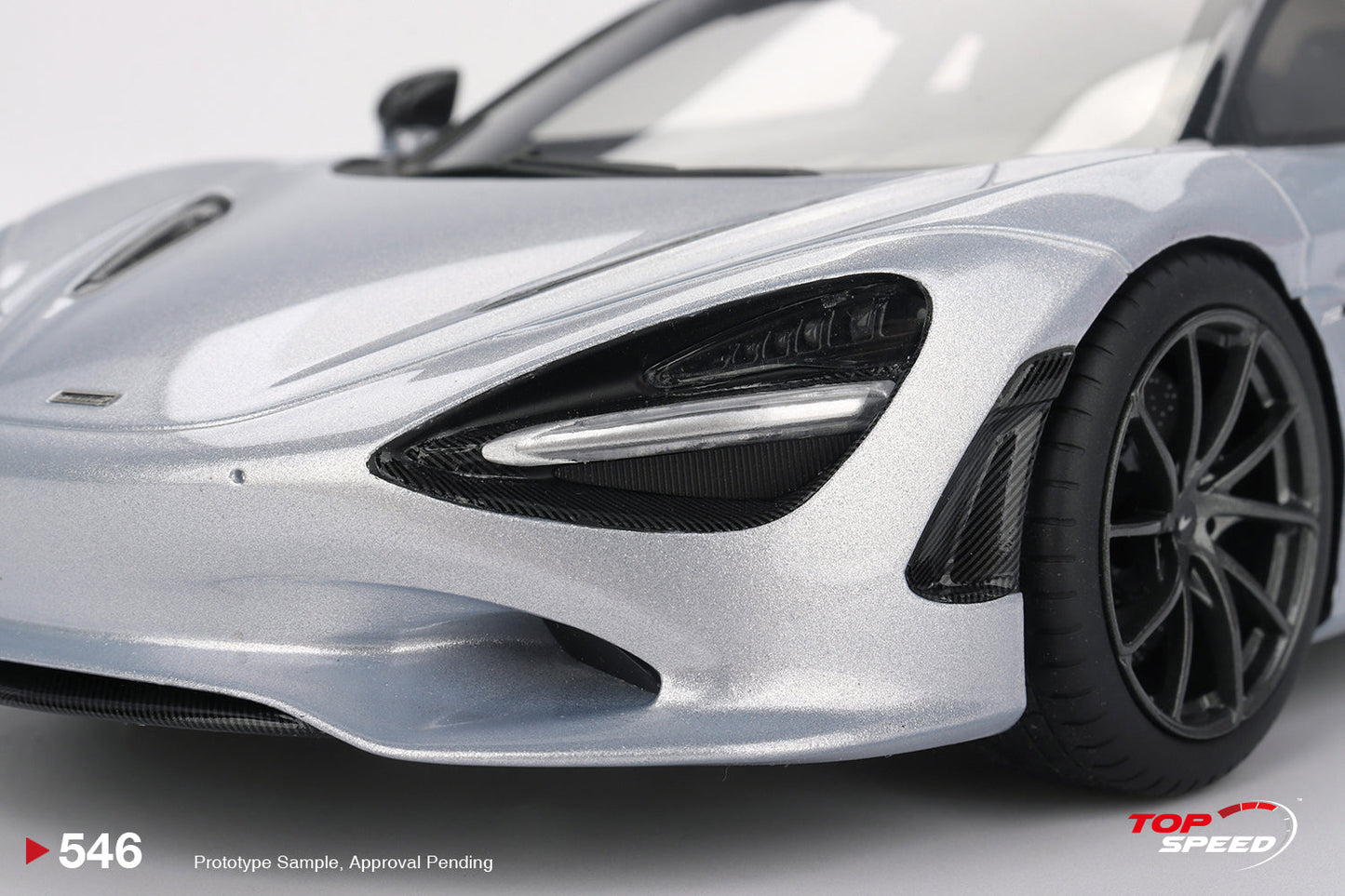Topspeed 2023 Mclaren 750S Ice Silver 1:18