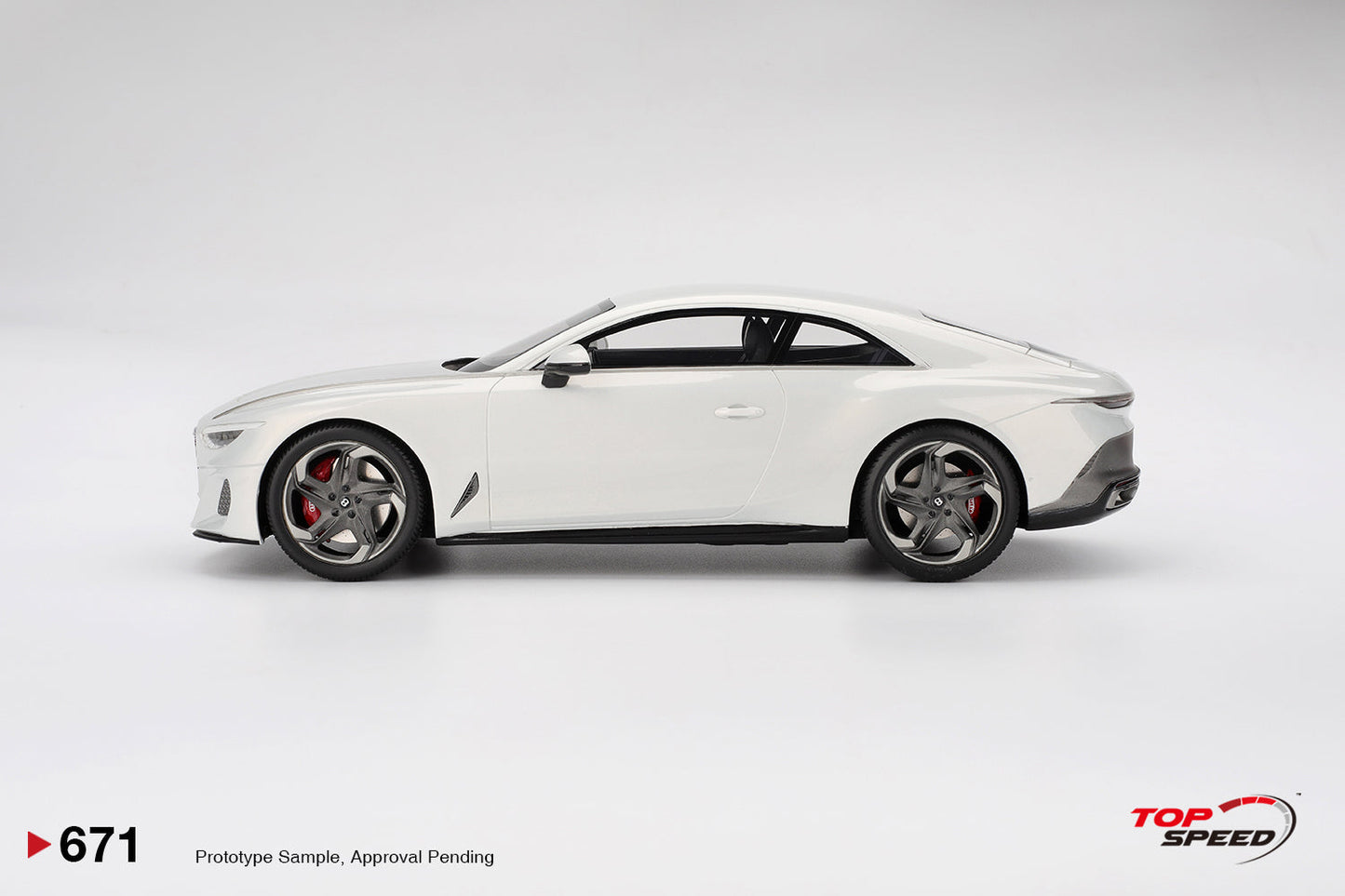 Topspeed Bentley Batur Bonneville Pearl White 1:18