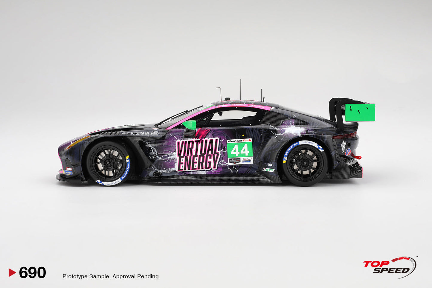 Topspeed Aston Martin Vantage GT3 EVO #44 Magnus Racing 2025 IMSA Watkins Glen 6hr 1:18
