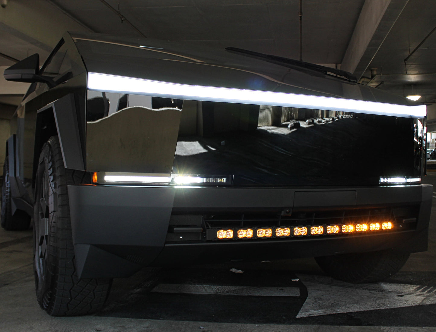 Tesla Cybertruck 40in Light Bar - PRO