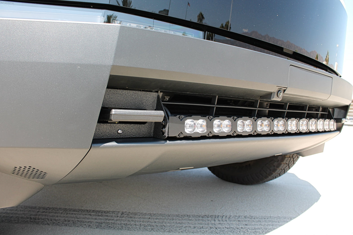 Tesla Cybertruck 40in Light Bar - PRO