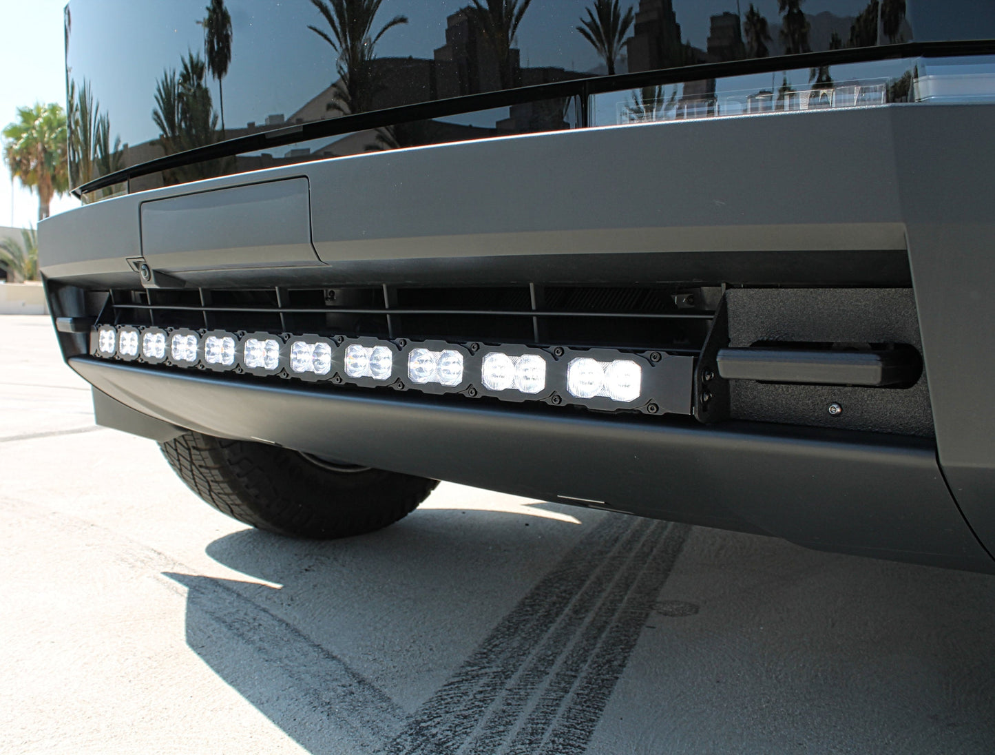 Tesla Cybertruck 40in Light Bar - PRO