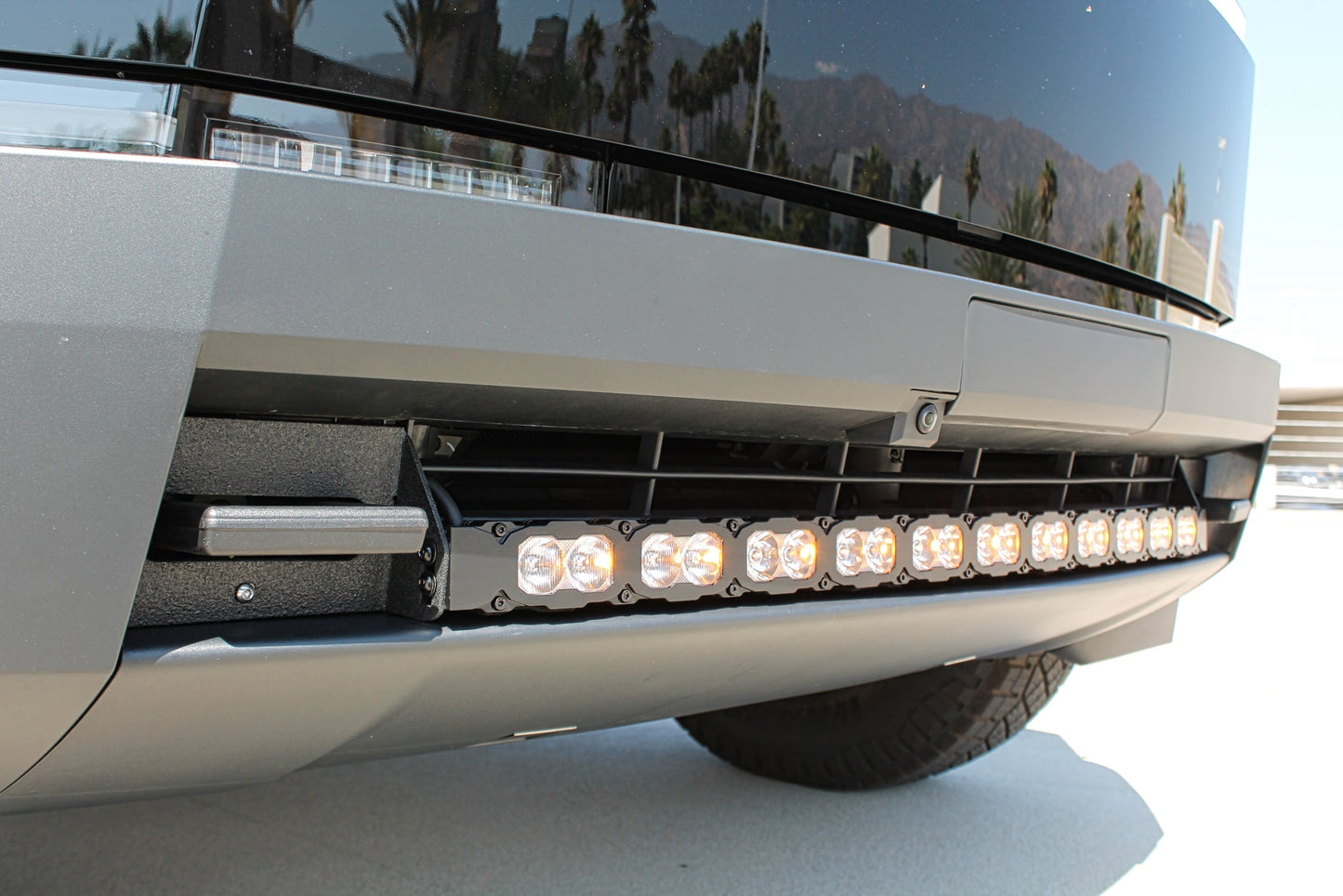 Tesla Cybertruck 40in Light Bar - PRO