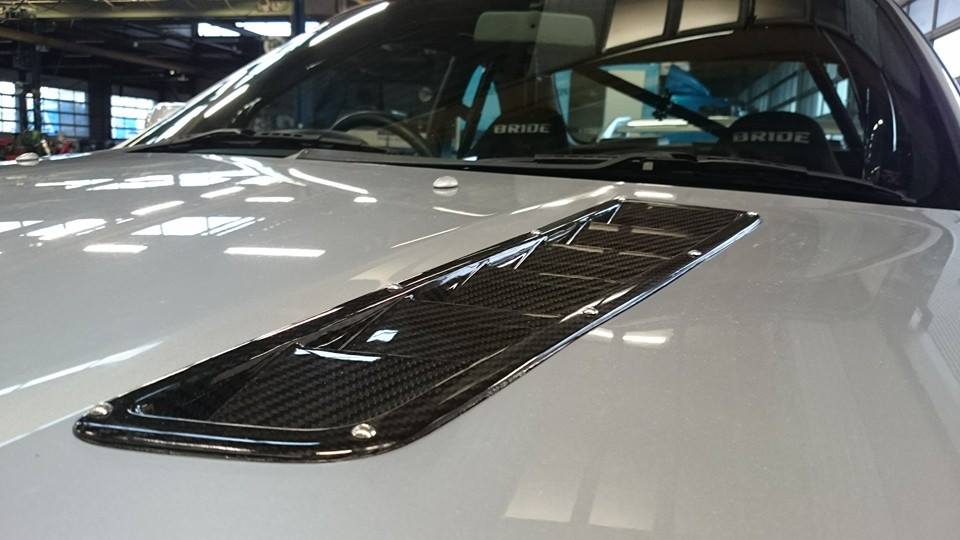 Carbon Fiber Long Hood Vents-Universal