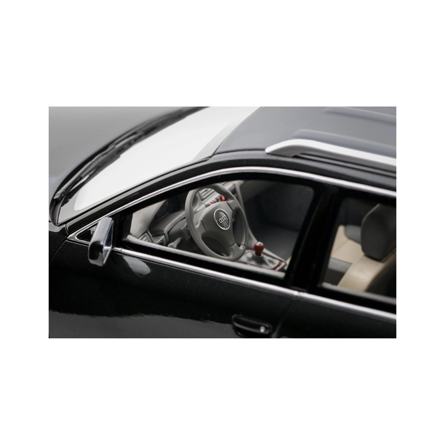 Otto 2000 Audi A6 (C6) Allroad Quattro Avant Brilliant Black 1:18