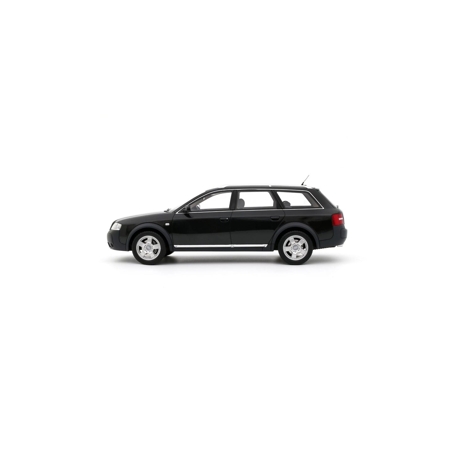 Otto 2000 Audi A6 (C6) Allroad Quattro Avant Brilliant Black 1:18