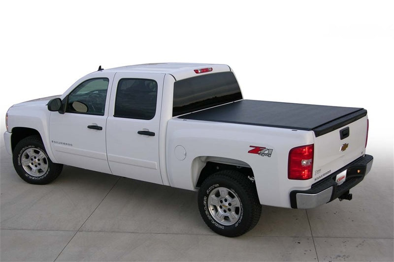 Access Toolbox 07-19 Tundra 5ft 6in Bed (w/o Deck Rail) Roll-Up Cover 65209