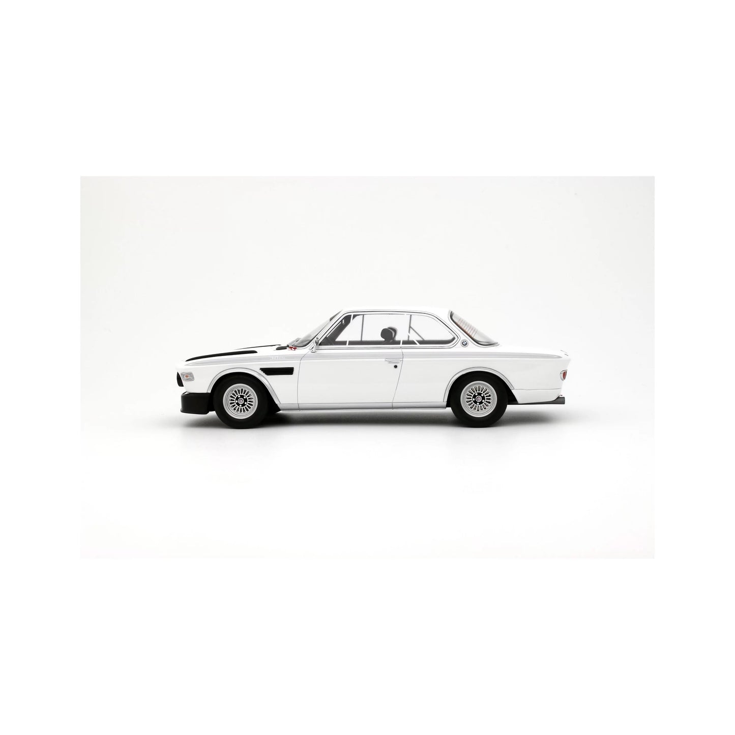 Otto 1972 BMW 3.0 (E9) CSL Chamonix White 1:18