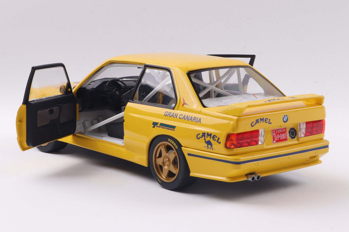 Solido 1991 Bmw E30 M3 (3-Series) Gr.A No 1 3rd Rally Principe Asturias 1992 Yellow 1:18