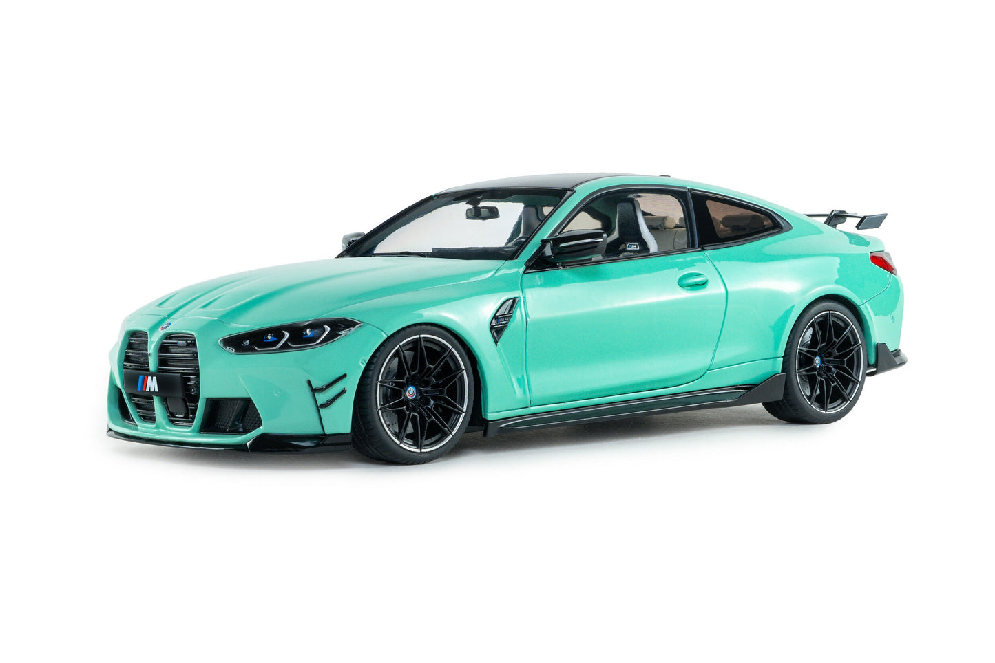 Solido 2025 BMW M4 M-Performance Pack G82 Mint Green 1:18