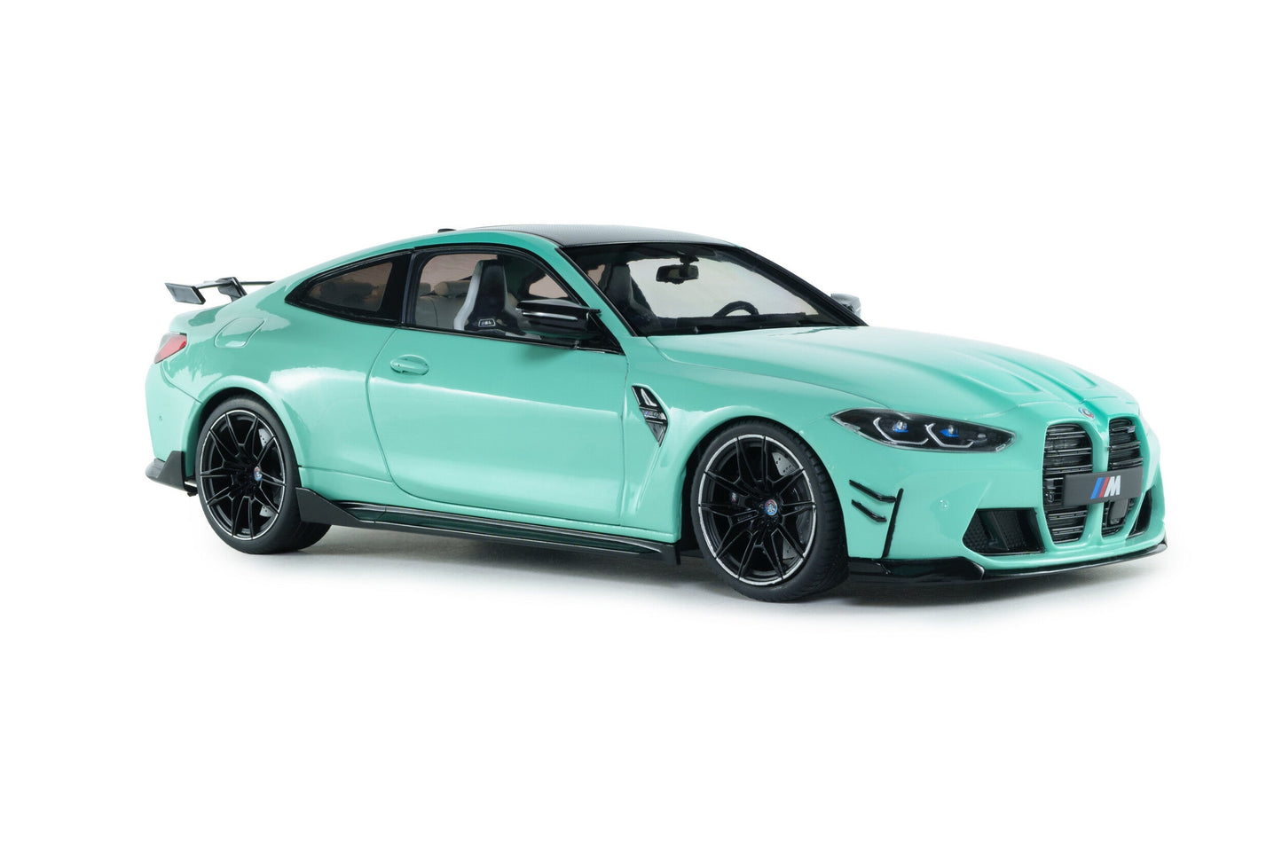 Solido 2025 BMW M4 M-Performance Pack G82 Mint Green 1:18