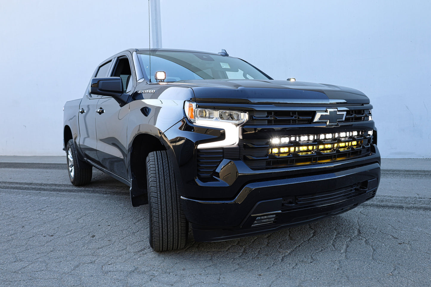 2022+ Chevrolet Silverado 1500 Ditch Lights