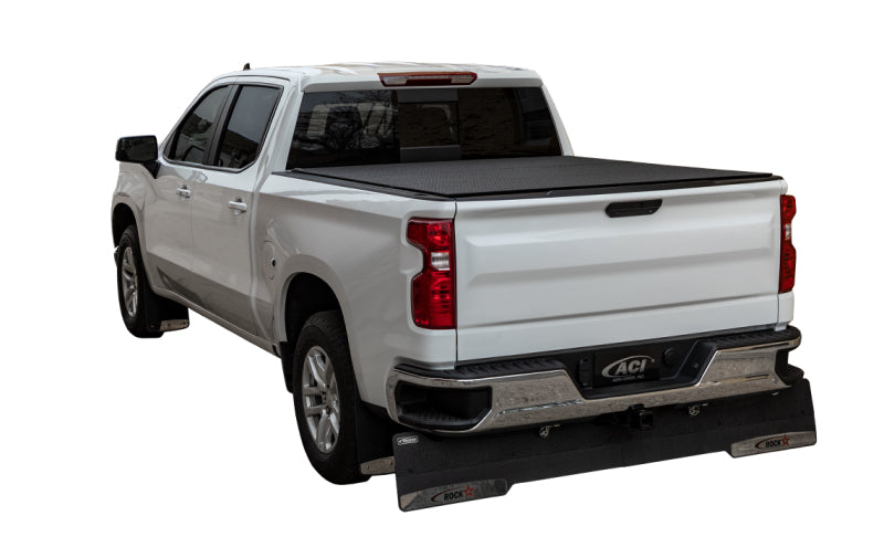 Access LOMAX Professional Series Tri-Fold Cover 17-19 Honda Ridgeline 5ft Bed B0060019