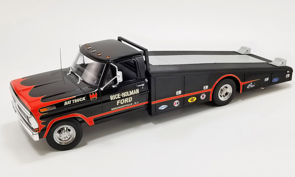 STM Diecast Acme 1970 Ford F-350 Ramp Truck Rick and Holman Bat Truck Black 1:18
