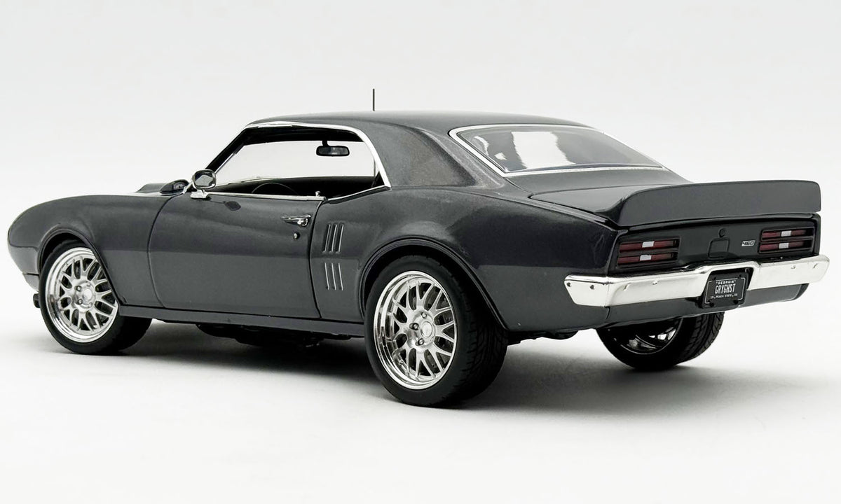 STM Diecast Acme 1968 Pontiac Firebird Street Fighter Silver Bird Gun Metal Grey 1:18 - View 2