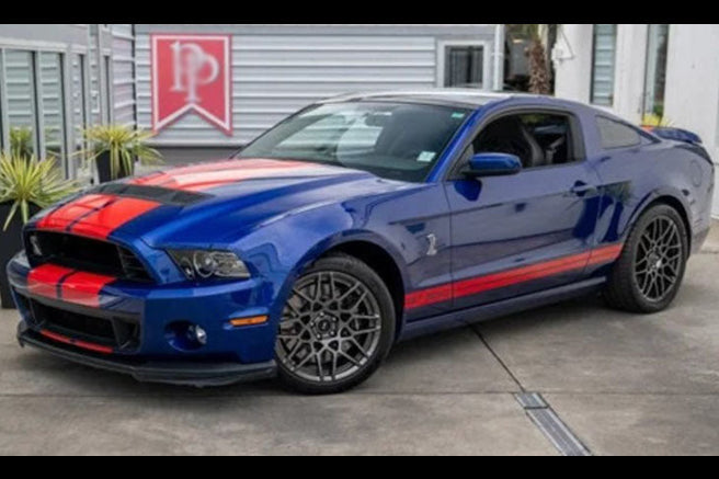 Shelby Collectibles 2013 Ford Shelby Mustang GT500 "Superman" Deep Impact Blue 1:18