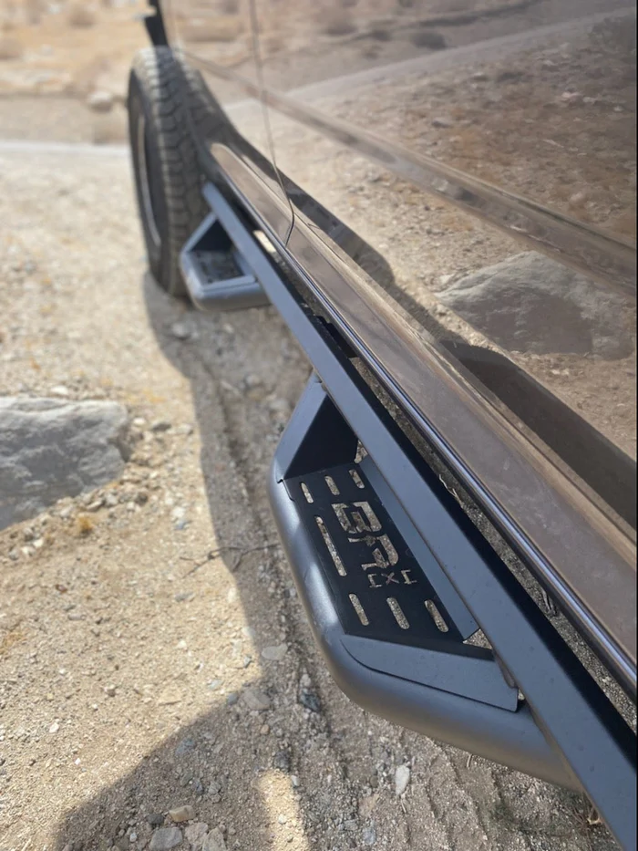 Body Armor 4x4 09-18 Dodge Ram 1500 Crew Cab Ambush Side Steps DG-4201