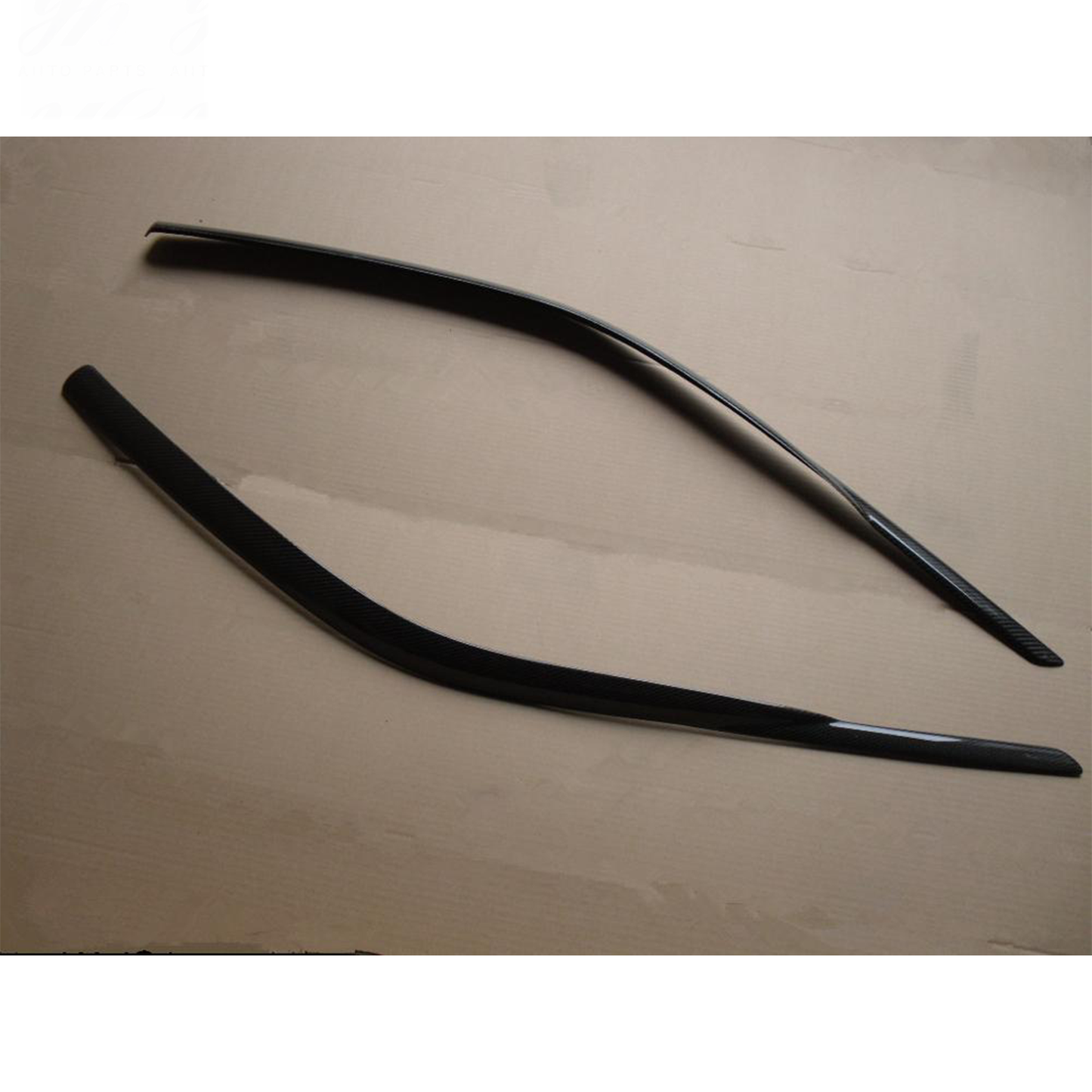 Carbon Fiber Wind Deflectors for Nissan Skyline GTR R32