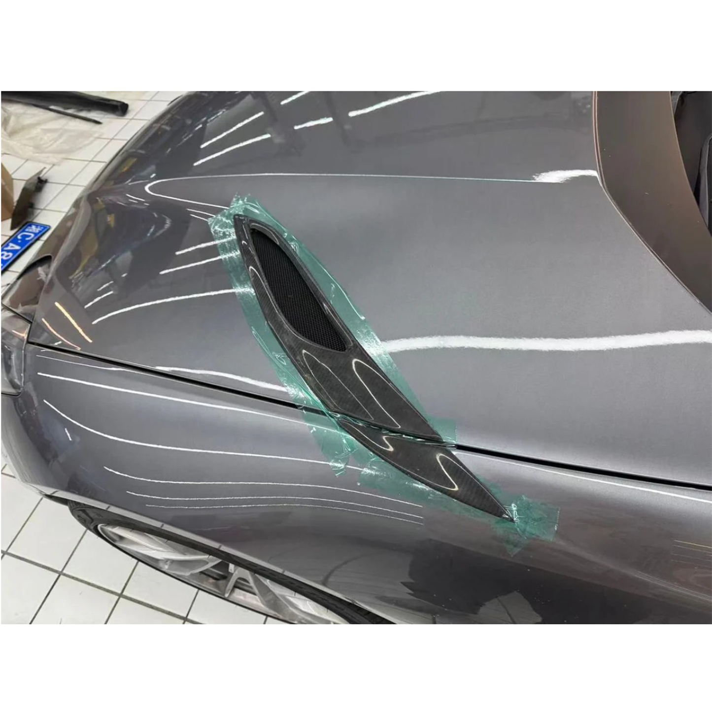 Carbon Fiber Hood Vent Trim Cover for Ferrari 812 Superfast