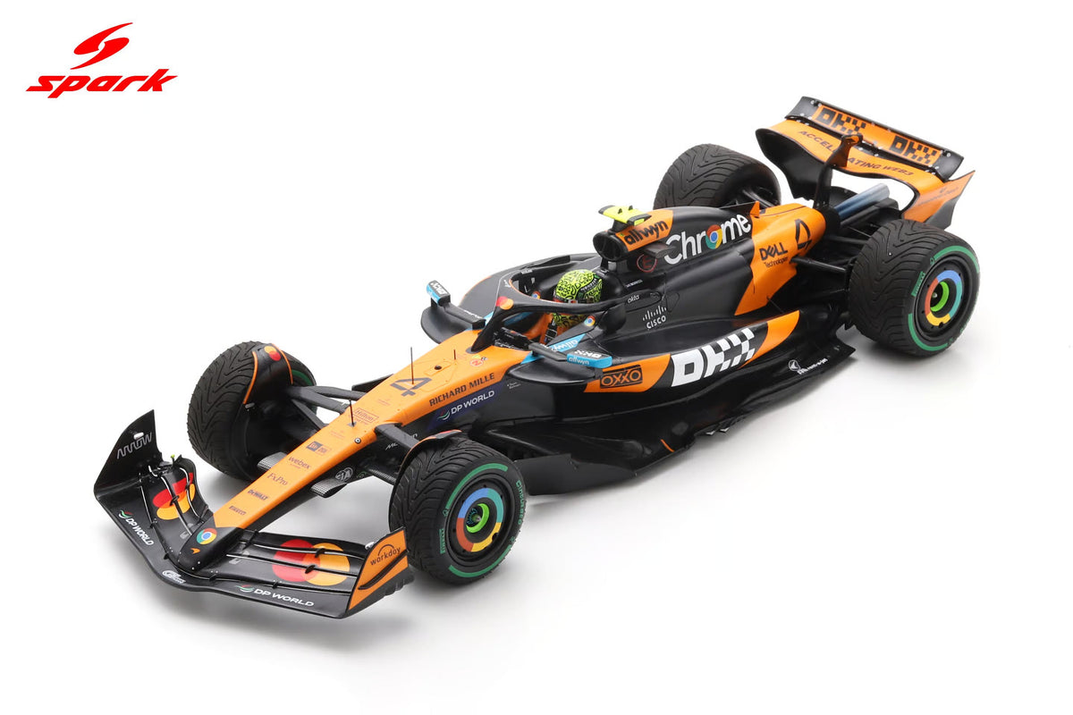 Spark-Model Mclaren F1 Team MCL39 Orange L. Norris #4 Winner Australian GP 2025 1:18 WITH DISPLAY