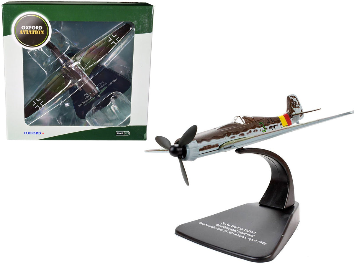 Rapid Vehicles Focke-Wulf Ta 152 H-1 Fighter Plane Pilot: Oberfelwebel Josef Keil Geschwaderstab...