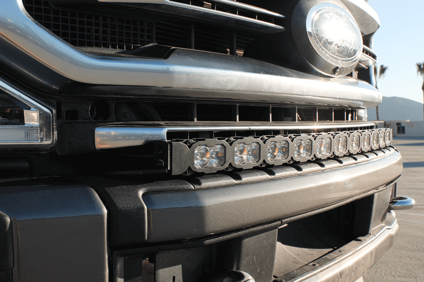 2020-22 Ford Super Duty  F250 F350 F450 40in Light Bar PRO