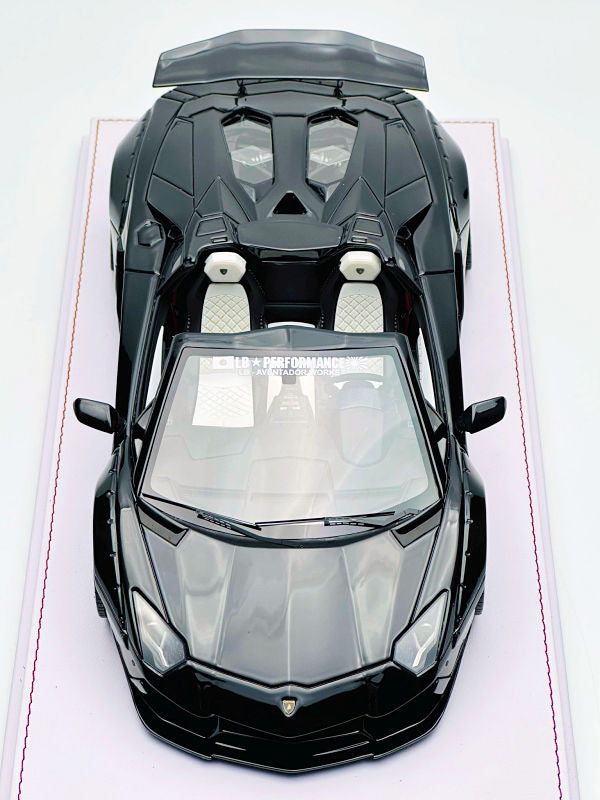 GL Model Lamborghini Aventador Roadster SVJ Gloss Black 1:18 WITH DISPLAY