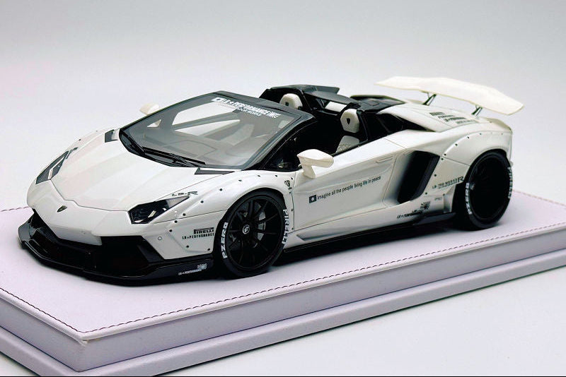 STM Diecast GL Model Lamborghini Aventador Roadster SVJ White w/ Black Wheels 1:18 WITH DISPLAY