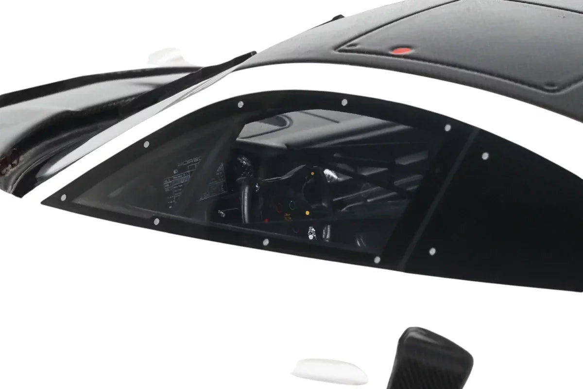 GT Spirit 2023 Porsche 911 992 GT3 R Rennsport White 1:18