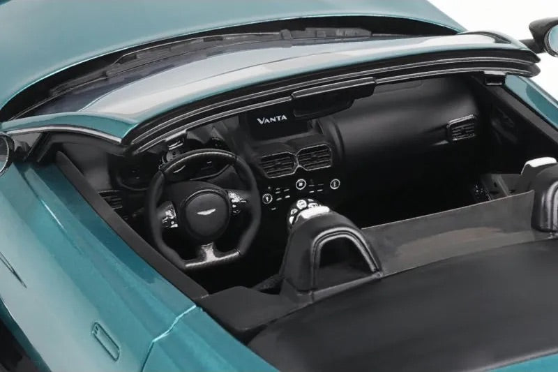 GT Spirit 2023 Aston Martin V12 Vantage Roadster Tayos Turquoise 1:18 Resin