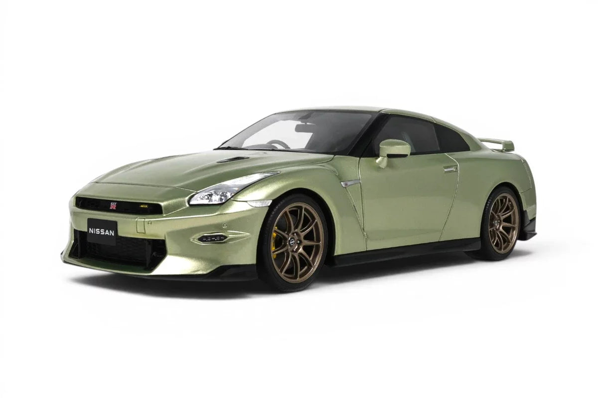 STM Diecast GT Spirit 2024 Nissan GT-R (R35) Skyline T-Spec Premium Edition Millenium Jade Green...