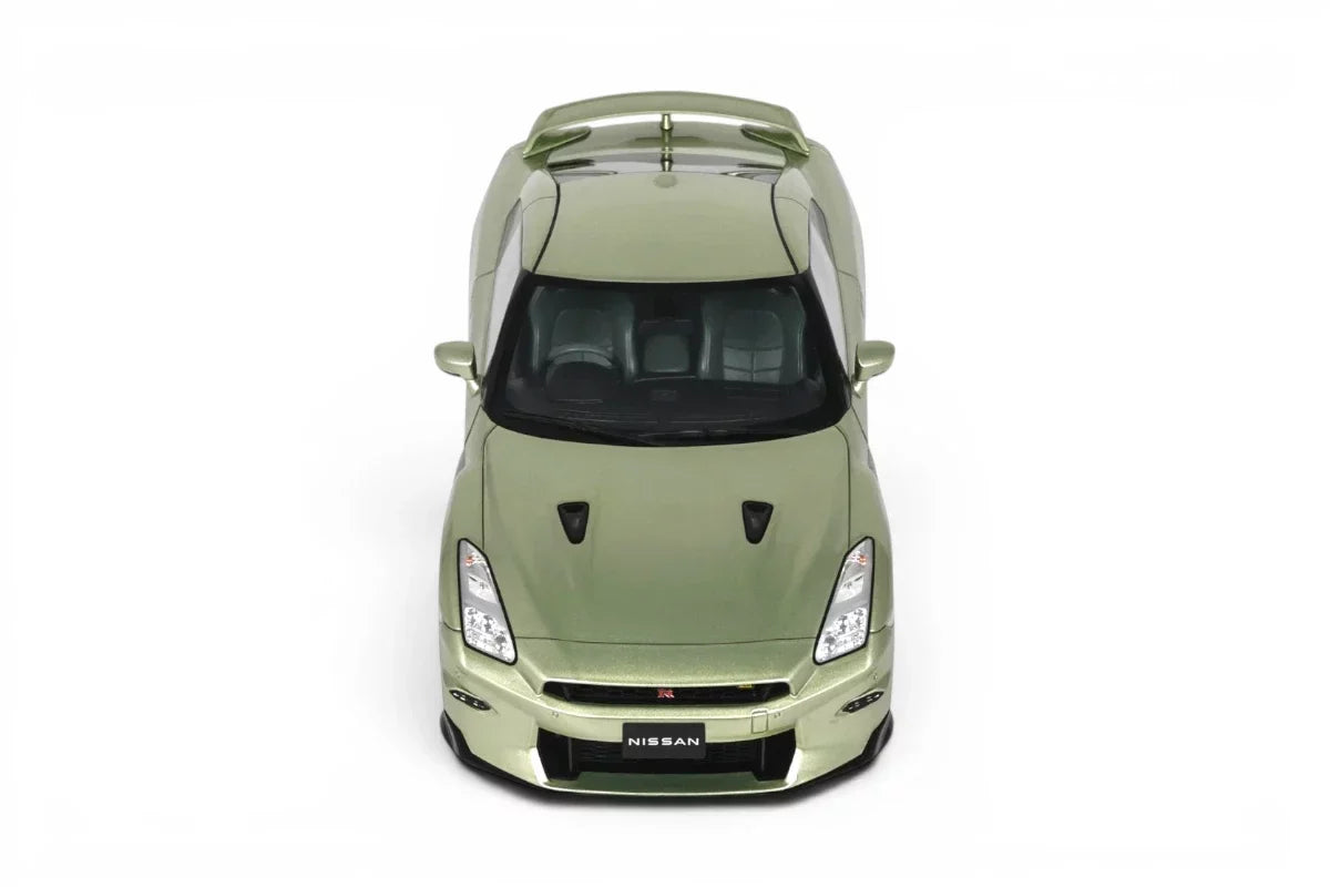 STM Diecast GT Spirit 2024 Nissan GT-R (R35) Skyline T-Spec Premium Edition Millenium Jade Green...