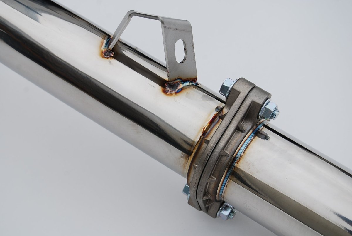 Invidia [22-26 WRX Auto] Bottom High Flow Cat Front Pipe | HS22SW4AFPCB