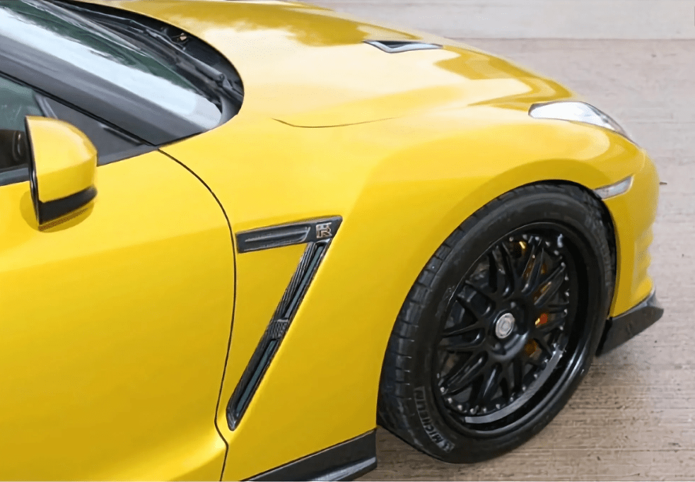 JDMuscle [09-16 GT-R] Carbon Fiber Fender Ducts/ Garnish - OE Style