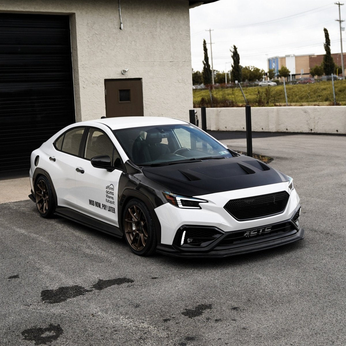 JDMuscle [22-25 WRX w/ FMIC] Carbon Fiber Scoopless Hood V1 - View 9
