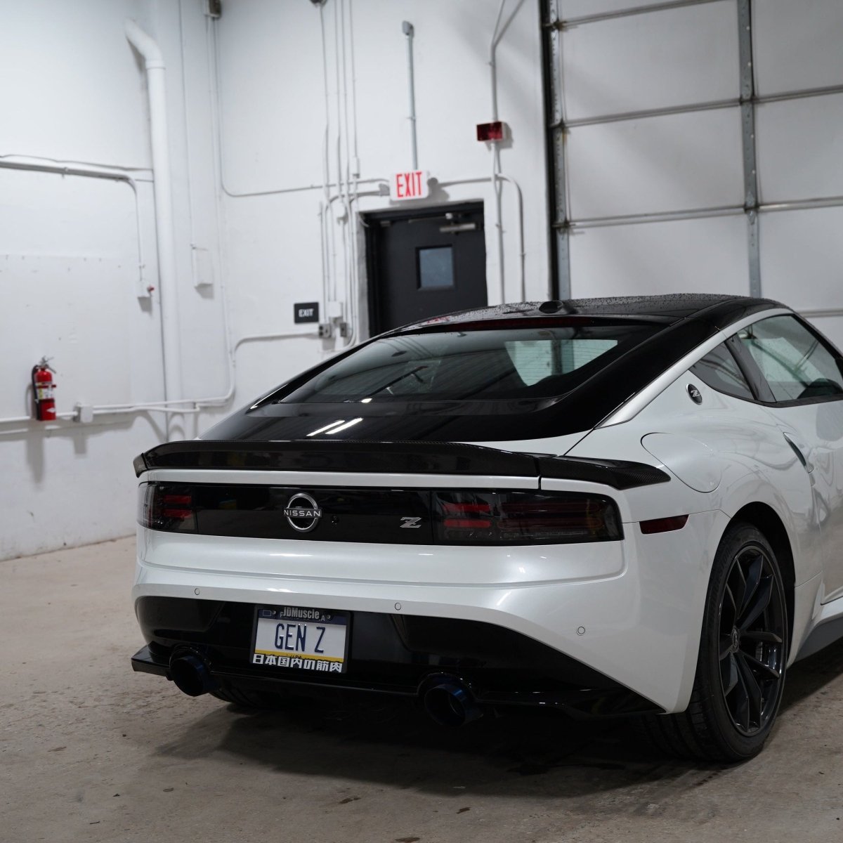 JDMuscle [23-26 Nissan Z] Spec NSM Carbon Fiber Duck Bill Spoiler