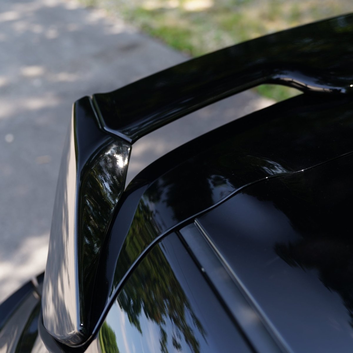 JDMuscle [23-26 GR Corolla, 19-26 Corolla Hatch] Spec C Spoiler - Paint Matched/Gloss Black/Carbon Fiber