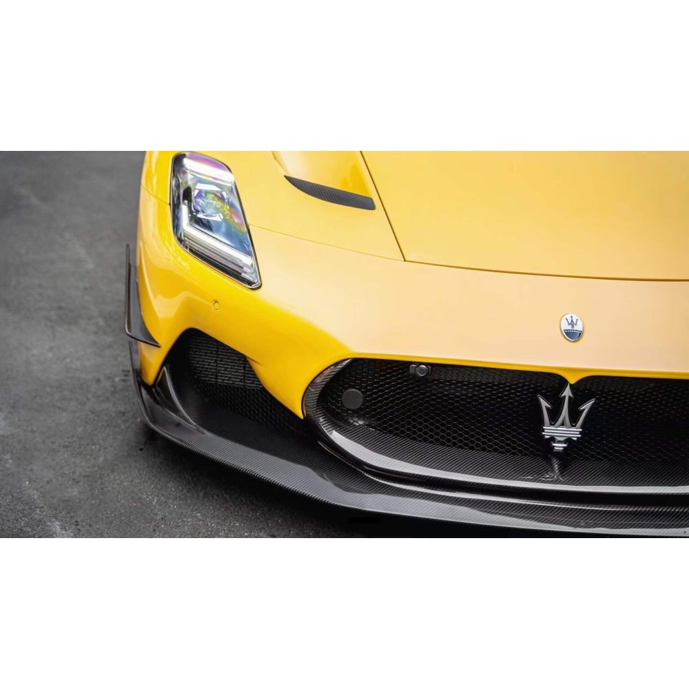 Maserati MC20 | Phoenyx Design Carbon Fiber Hood Inserts