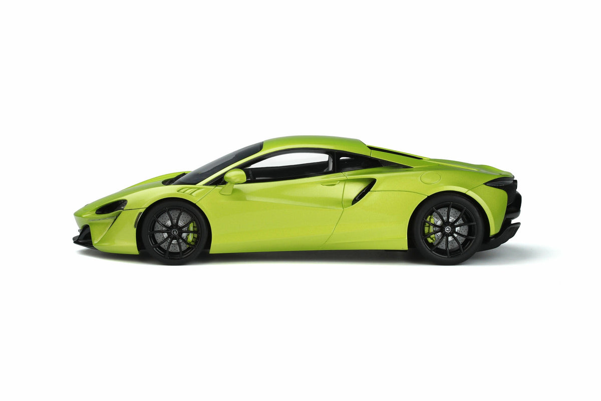 STM Diecast GT Spirit 2021 Mclaren Artura Flux Green Metallic 1:18 LIMITED, Resin - View 3