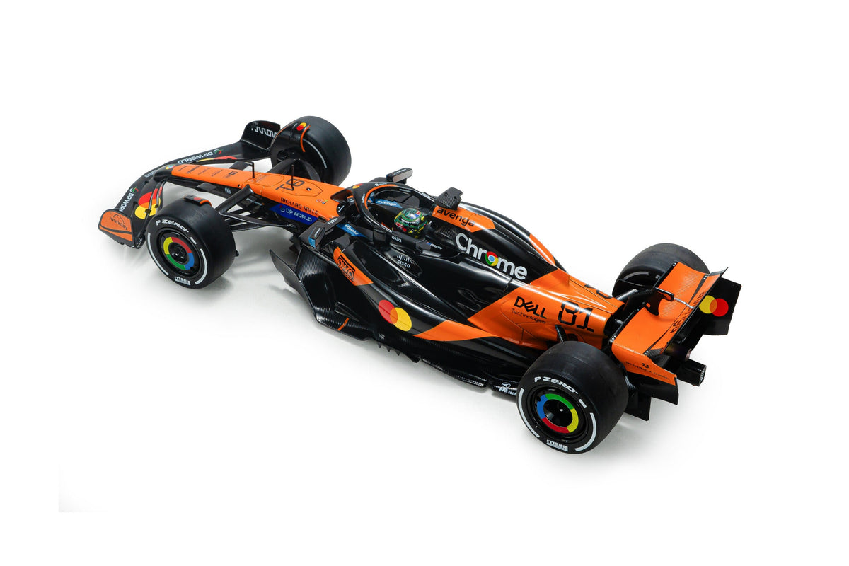 STM Diecast Solido Mclaren F1 Team MCL39 Orange #81 O. Piastri Winner China GP 2025 1:18 - View 9