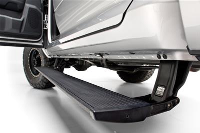 AMP Research Running Board, POWERSTEP PLUG & PLAY 2023-2024 CHEVROLET/GMC COLORADO/CANYON - 7625301A
