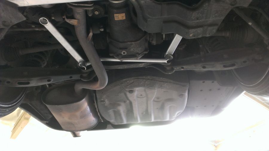 FR SPORT Megan Racing Strut Bar Rear Lower for Lexus IS300 2001-2005 Red - MR-SB-LI01RL-R - View 2