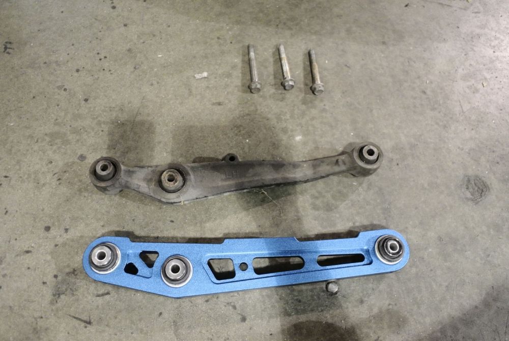 Megan Racing Rear Lower Control Arm for 1994-2001 Acura Integra Spherical Bushing Equipped MRS-HA-HC92-V2
