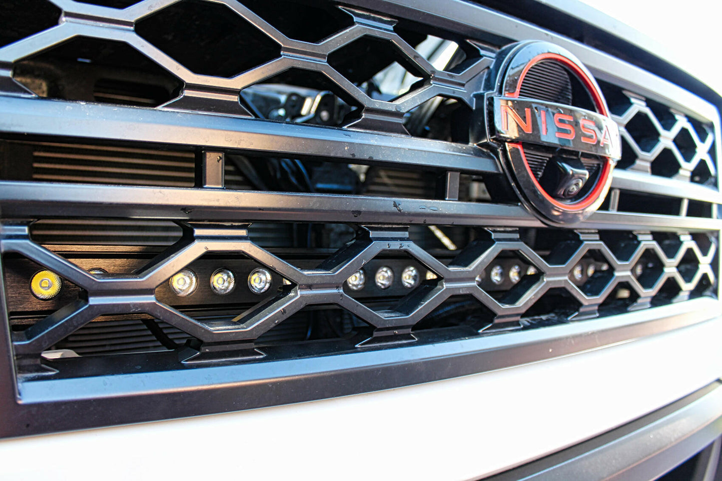 2022-24 Nissan Frontier Single 30in Light Bar