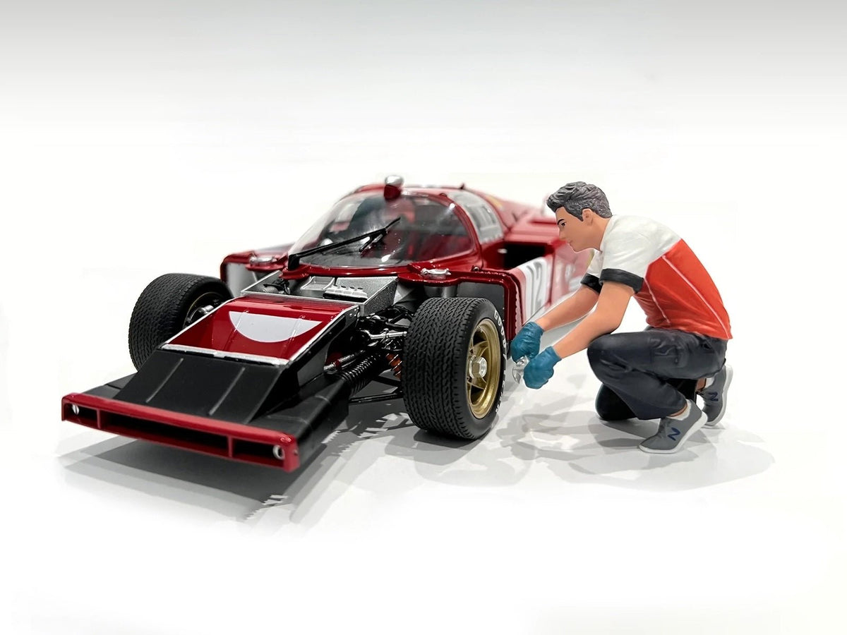 Rapid Vehicles "Race Crew" Figure #5 for 1/18 scale models by American Diorama  free shipping USA...